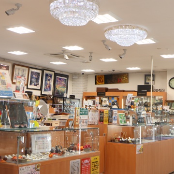質屋かんてい局つくば店紹介画像